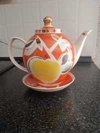 Продам сувенирный чайник СССР