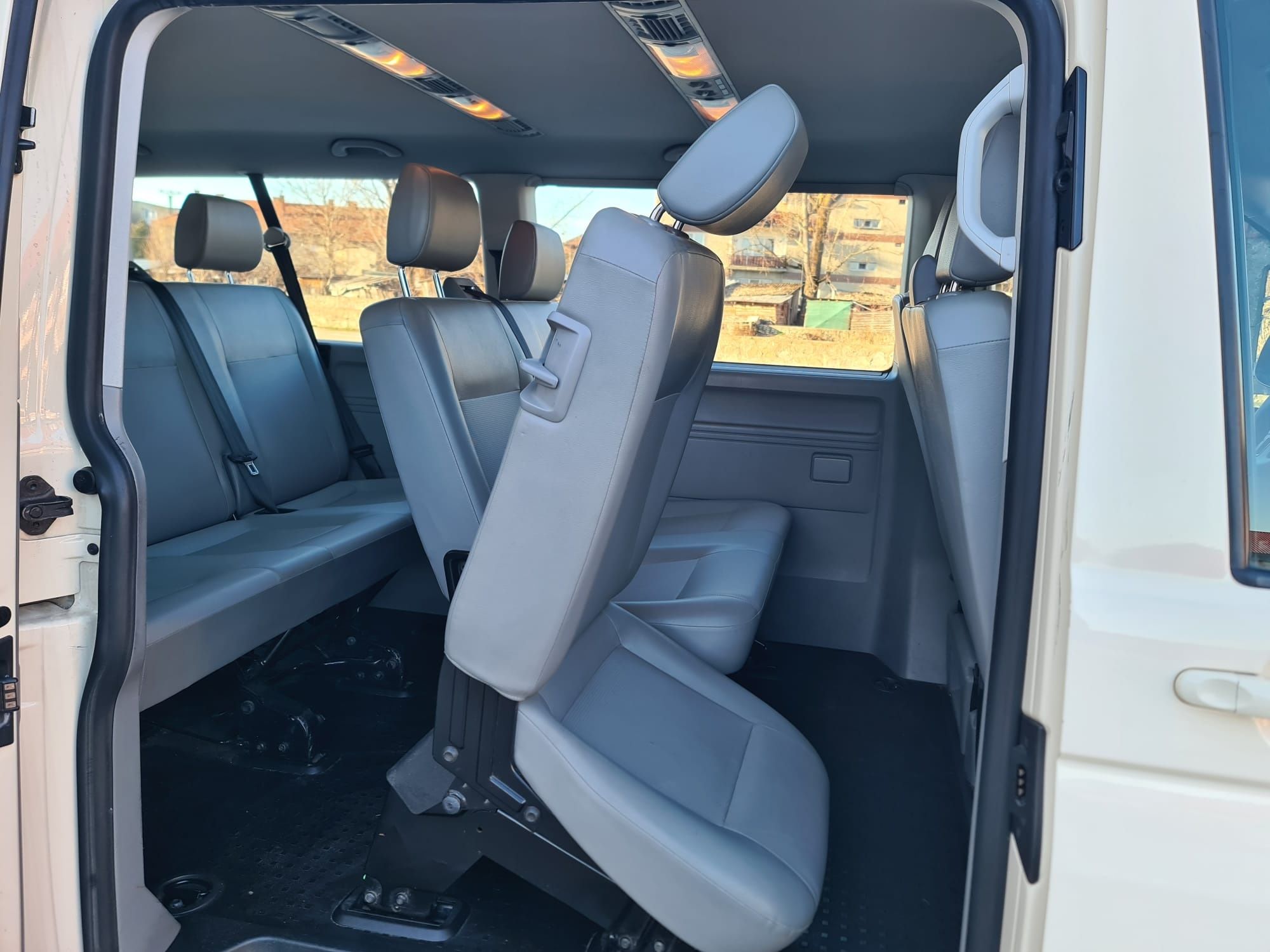 Vw. Caravelle 2.0 tdi, 8+1 loc 2015