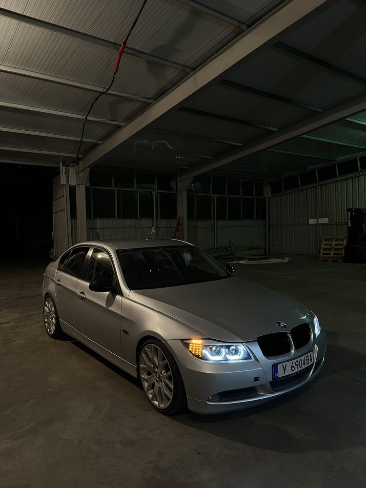 BMW E90 320D 2007г. 143к.с