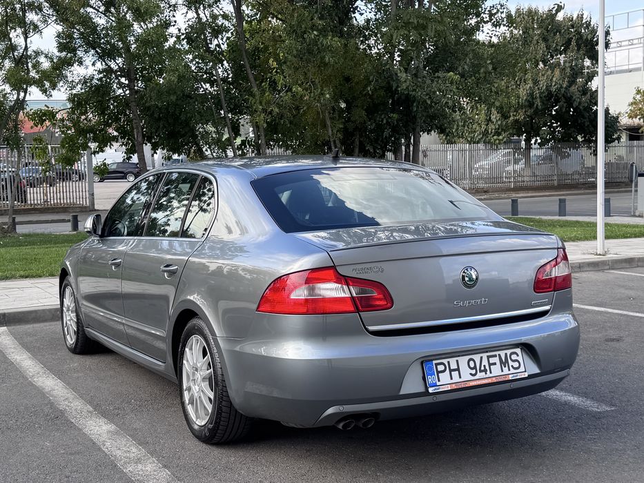 Skoda Super--Model Prezidential--2011--1.6 Diesel -STARE PERFECTA !!