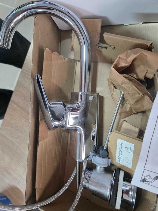 Baterie lavoar cu monocomanda, pipa pivotanta Ideal Standard Ceraplan