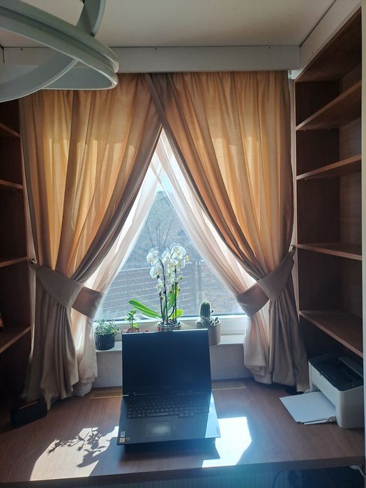 Montam sine electrice/galerii/perdele/draperii