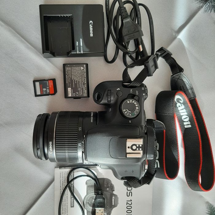 Canon EOS 1200D DSLR