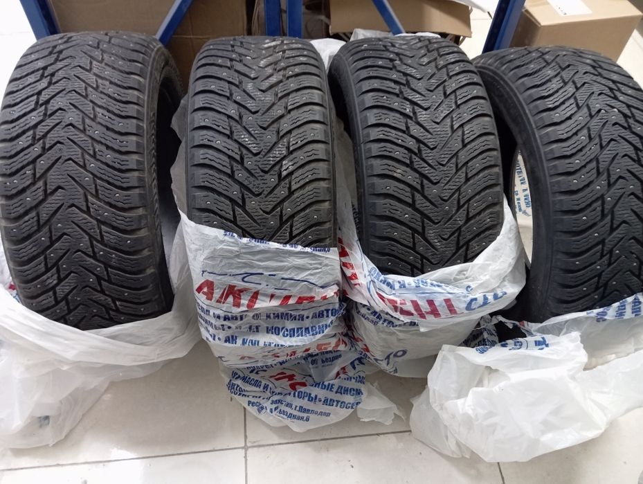 Продам шины хорошем состоянии. Без грыж без проколов.почти новый