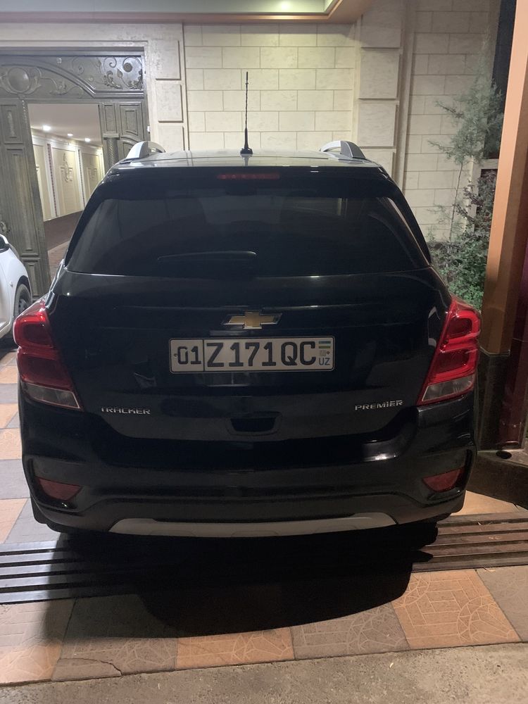 Trecker primier qora gazi bor Arendaga beriladi
