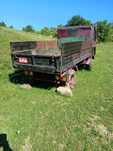 Vînd motoagricola 4x4 fără motor si cutia de viteză este basculabil
