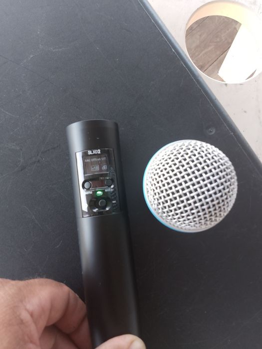 Vind microfon slxd2  digital , made in Mexic nou ,doar microfonul