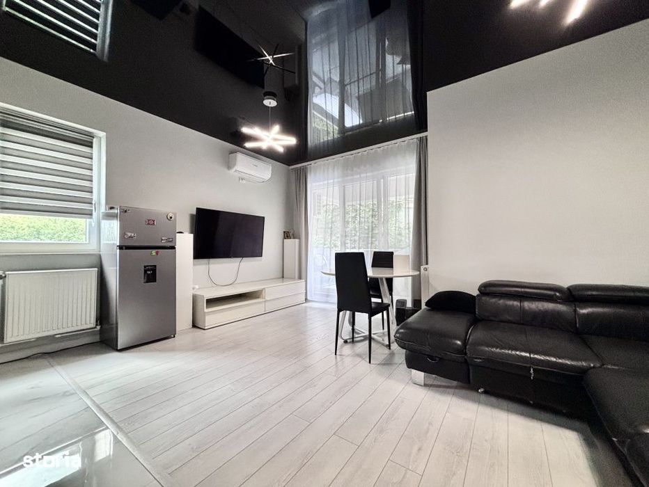 Ultracentral - Hanul cu Peste - La cativa pasi de plaja