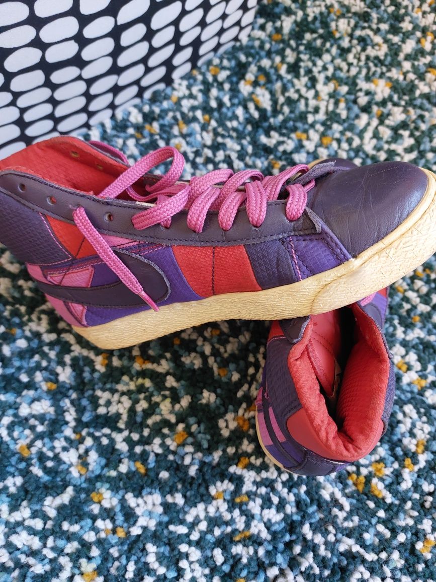 Дамски кецове Nike