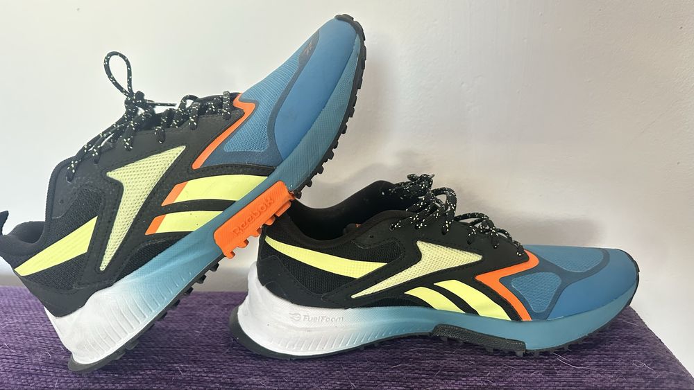 Adidasi Reebok in stare foarte buna