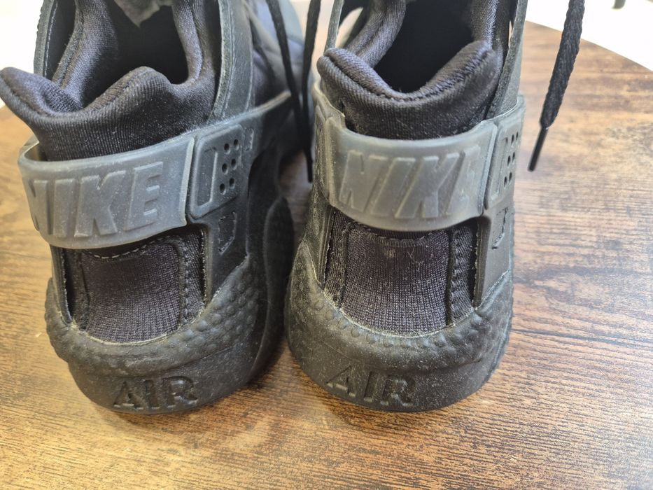 Маратонки Nike за момиче  36 номер ,отговаря на 35