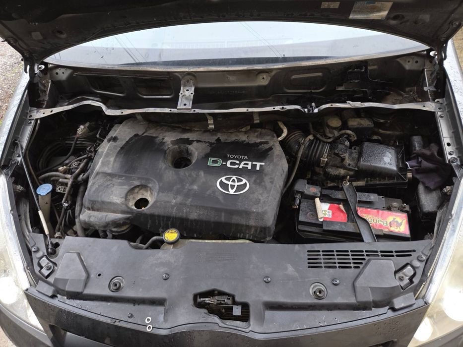 Тойота корола версо 2.2 D-Cat 177кс.!На части! toyota corola verso !!!