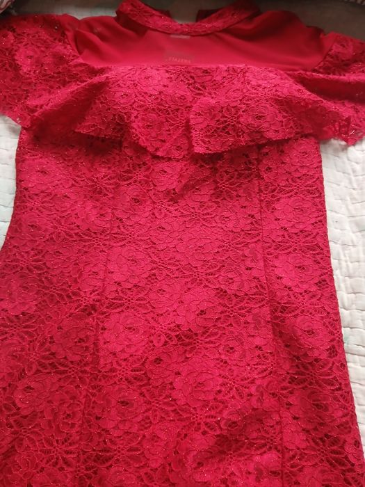 Официална червена рокля нова с етикет