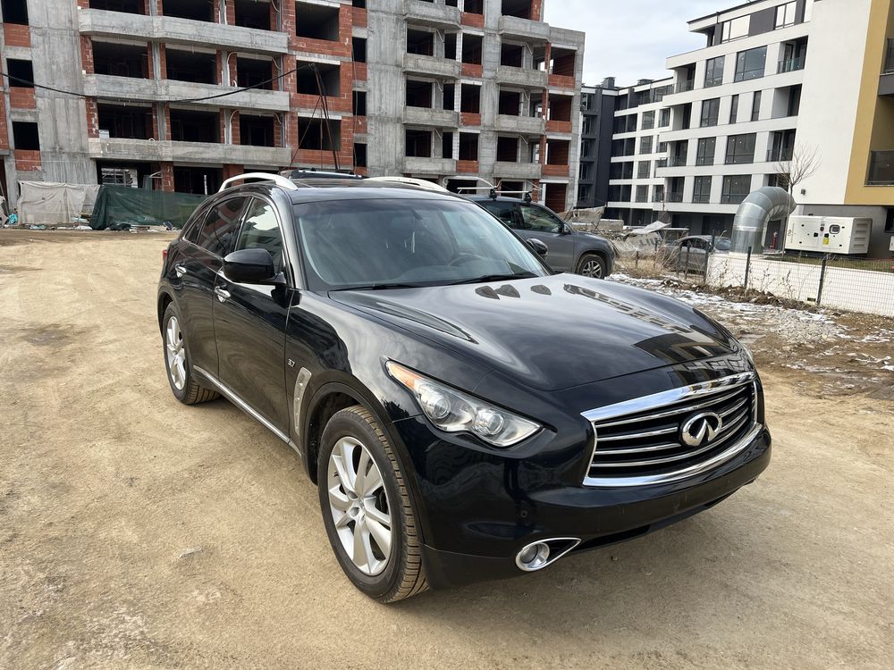 Infiniti QX70 3.7 Premium AWD