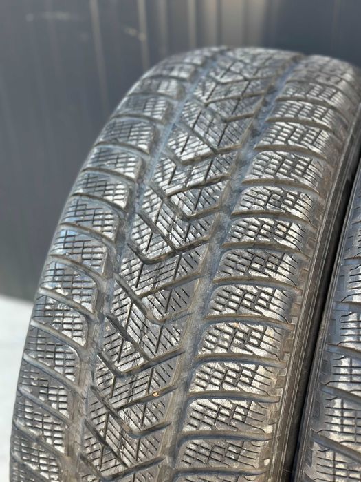 Pirelli 235/60R18 - Stare excelenta, Garantie inclusa, Montaj inclus!