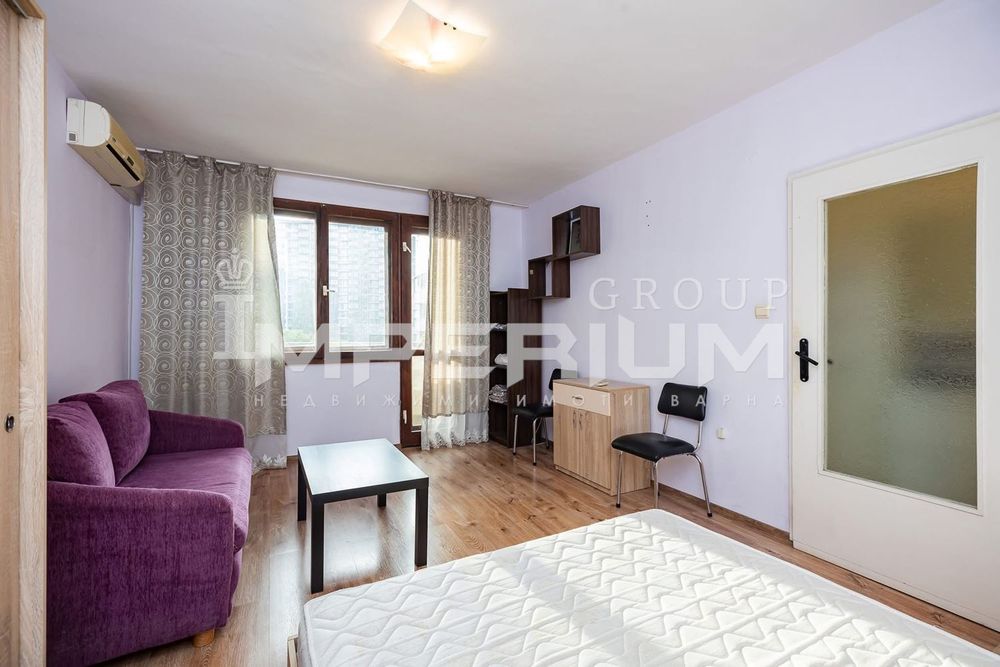 Дава се под наем Двустаен апартамент в Варна, Чайка - 50 кв.м за 382.5 € - Снимка #1