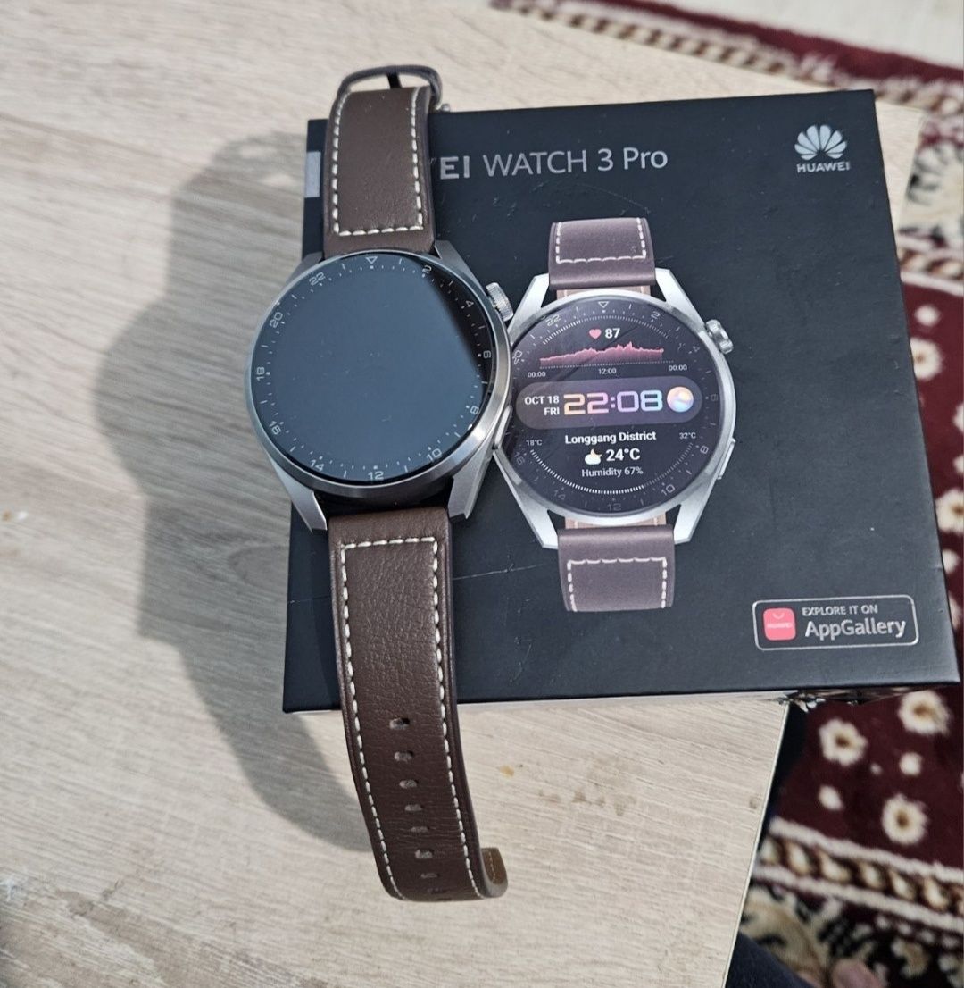 Vând Huawei watch 3 pro