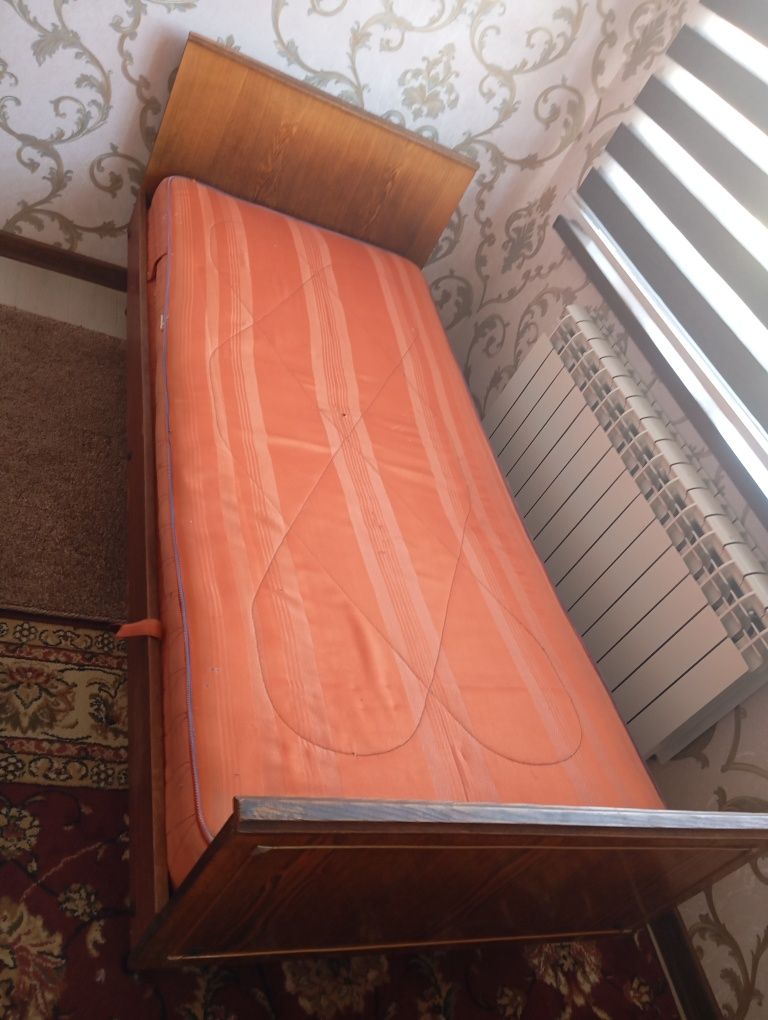 Продаются кровати 2 штуки