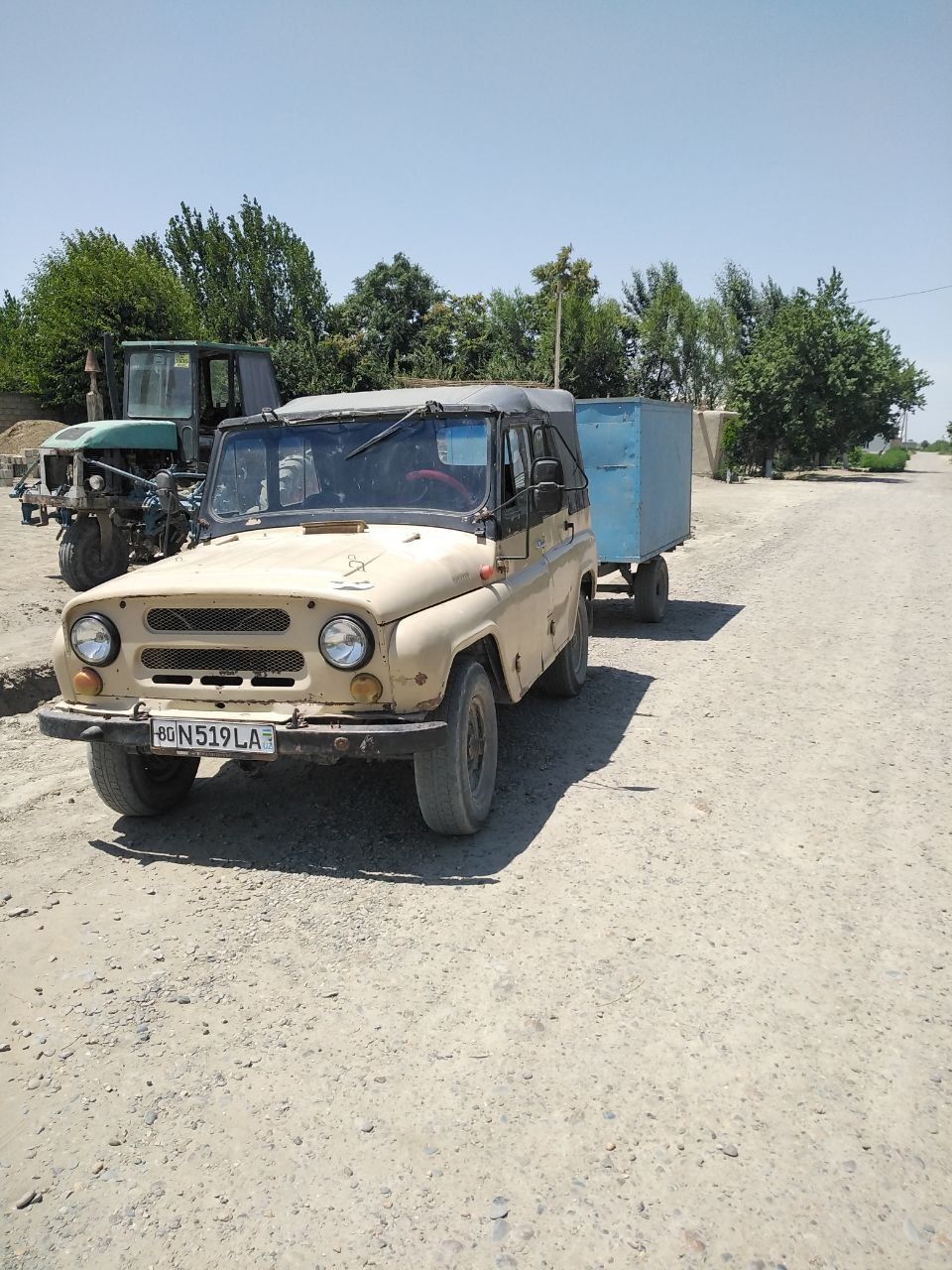 Uaz sotiladi tachkasi ham bor