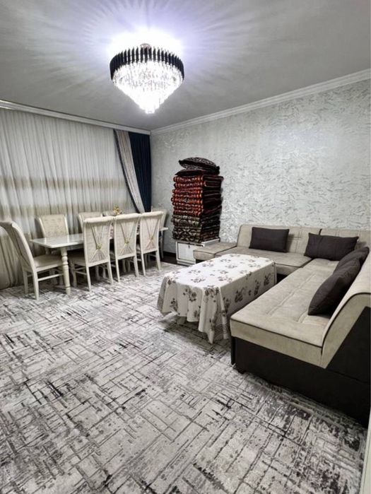 Продаетсч укомплектованная квартира 2 ком Дархан.