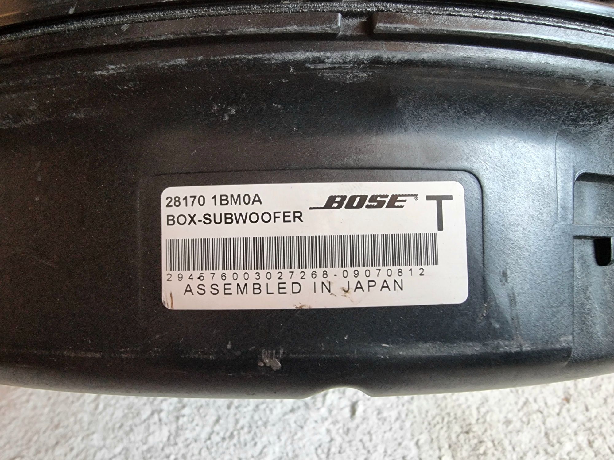 Subwoofer BOSE бас каса с 2 говорителя в перфектно състояние