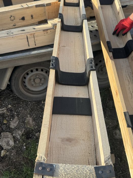 Дървени чамови корита/Сух чамов материал