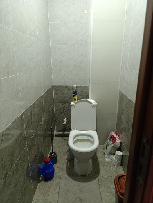 Narpay yulidagi Yangi hayot uylaridan 3 xonalik kvartira sotiladi