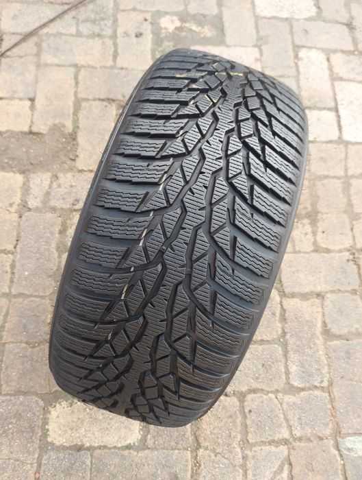 O bucată 245/45 R18 M+S iarnă - una Michelin Nokian Goodyear Nexen