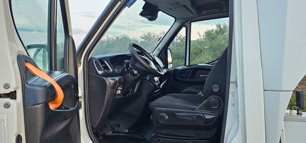 Iveco autoplatforma renault master fiat ducato iveco