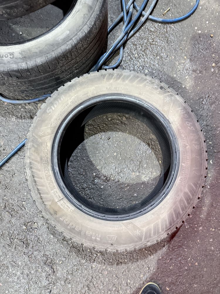 Зимние шины 185/65/R15