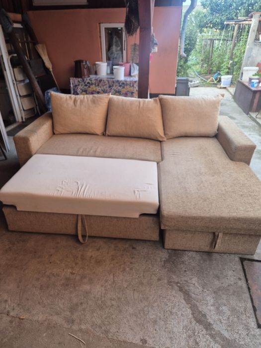 Canapea extensibila forma L, 2.3m Lx 1.7 l x 0.8h, stare exceptionala.