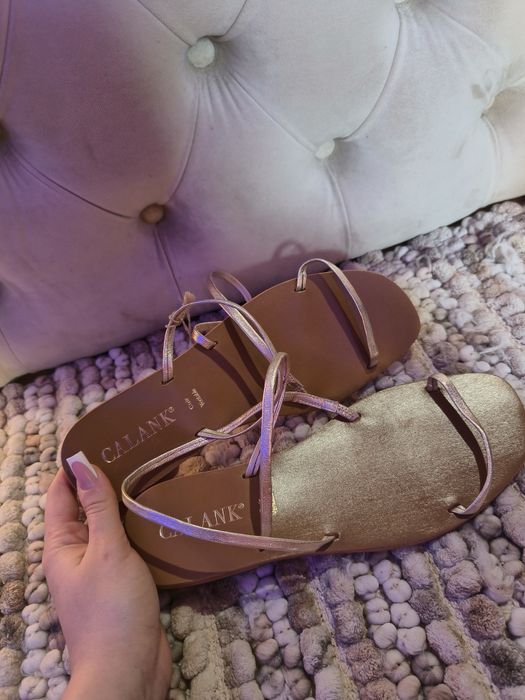 2 perechi sandale Calank