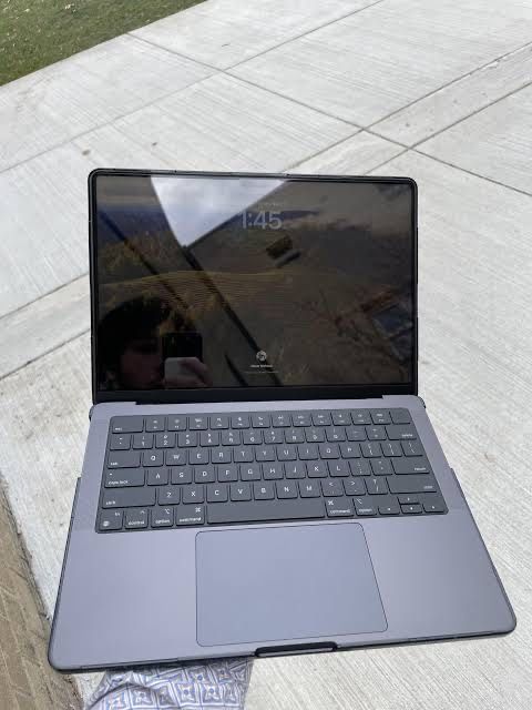 Macbook pro M3 14’