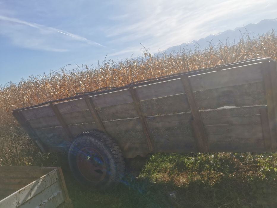 Vand remorca in stare foarte bună