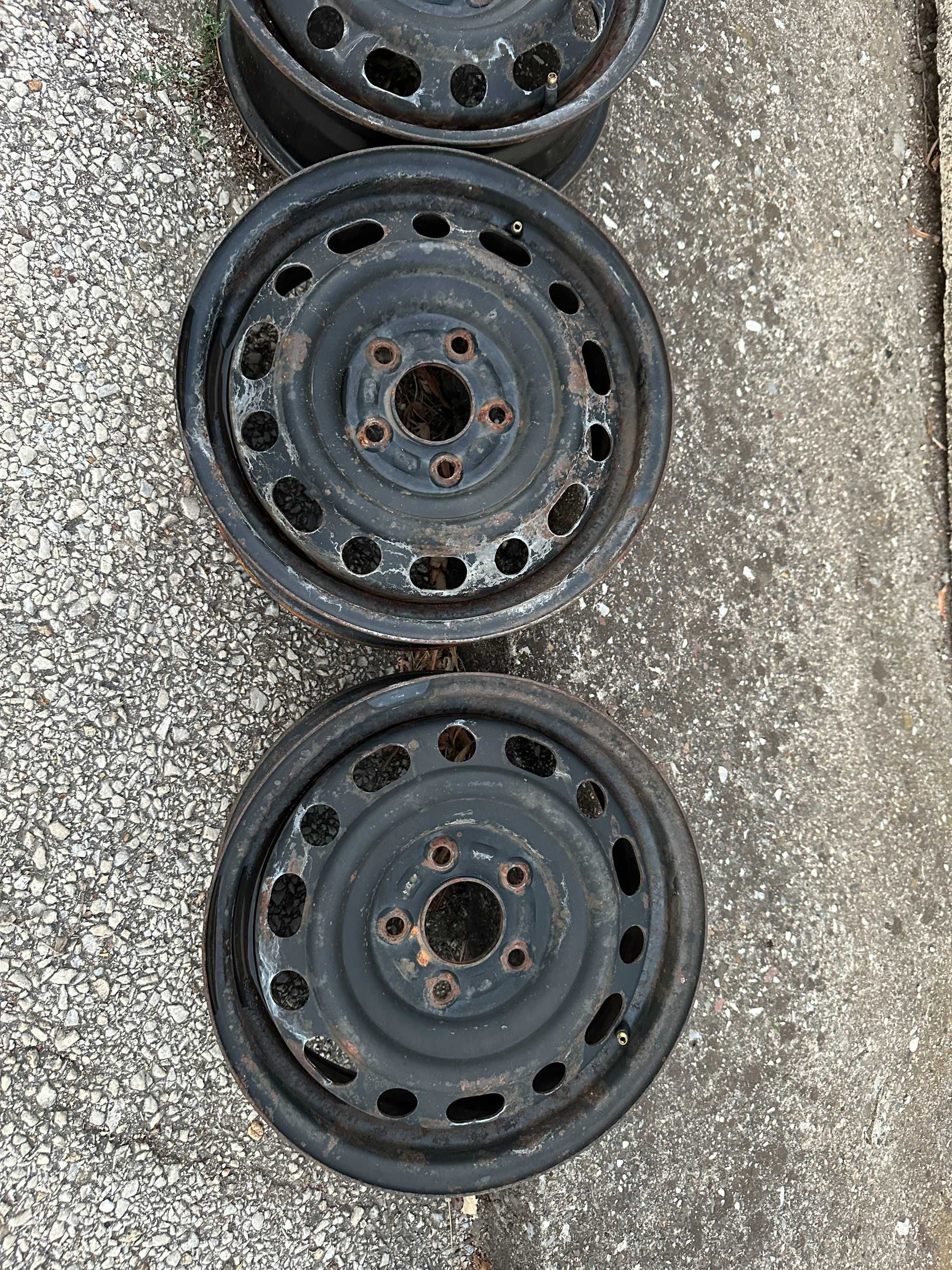 4бр. железни джанти 15 Mazda 5x114.3
