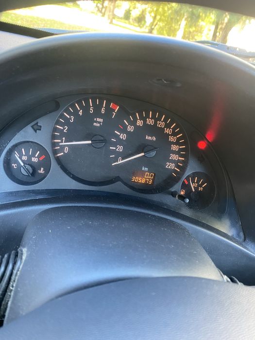 Opel Corsa 1.0 Климатик