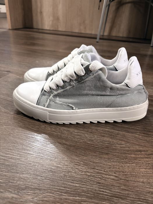 Tenesi barbati Numeris