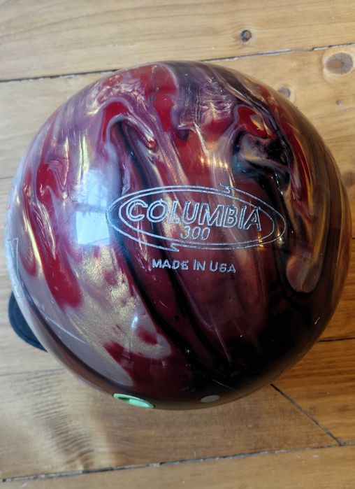 Състезателни топки за боулинг