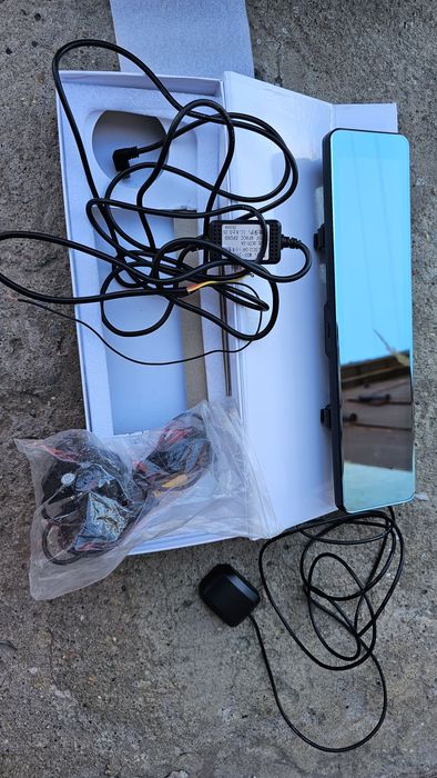 Продам зеркало заднего вида на андроид