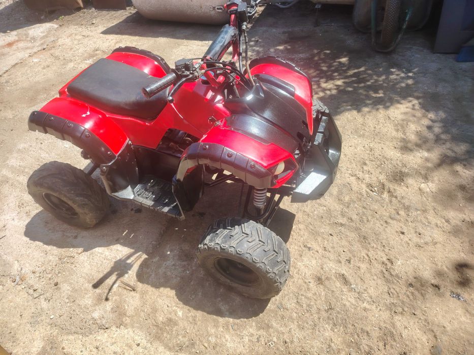 Vând ATV 125 CC că nou