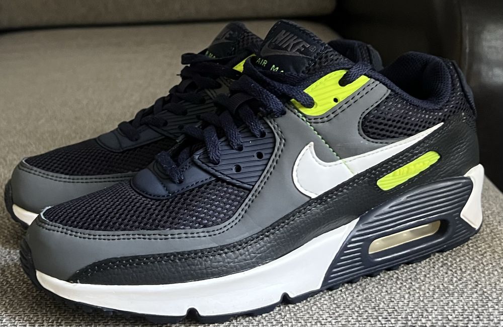 Nike Air Max 90 …. Marime 39