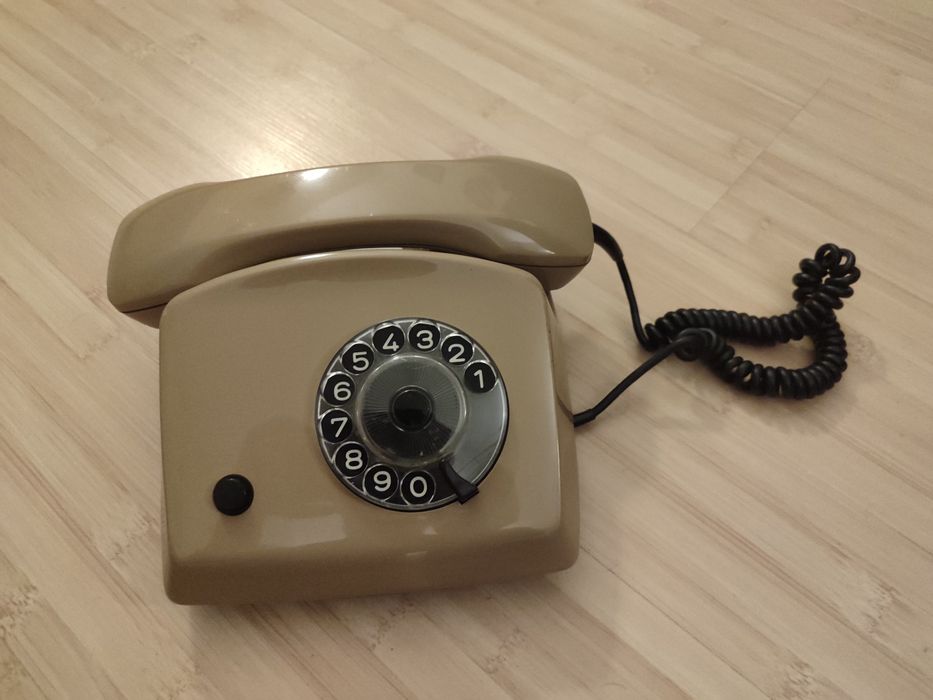 Телефон със шайба