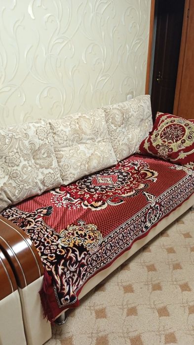 Продам диван и два кресла раздвижные