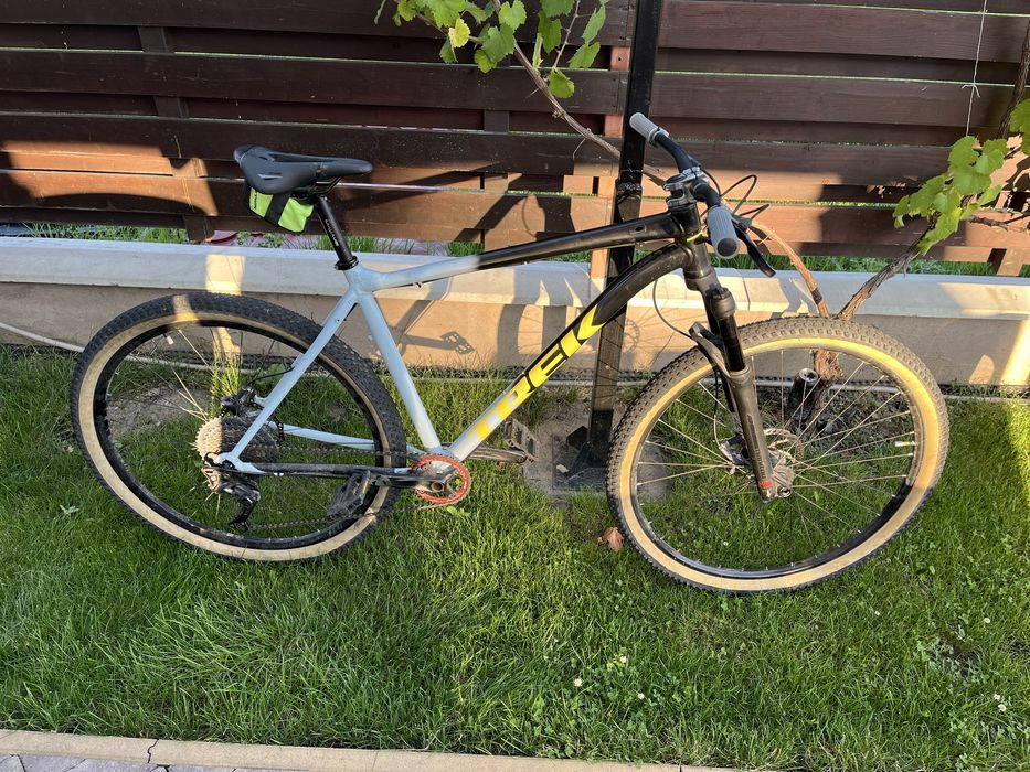 Bicicleta MTB Trek Hardtail 29”-Deore xt 1x11, Manitou minute air 120