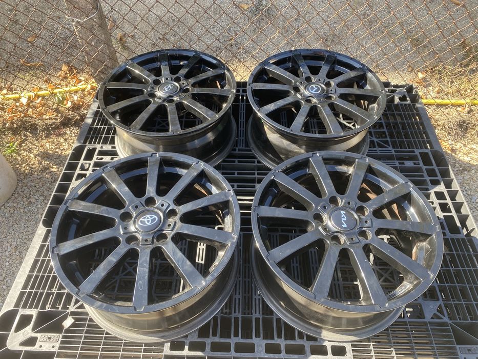 16 цола 5 х 114.3 мм Тойота , Киа , Хюндай , Мазда , Нисан