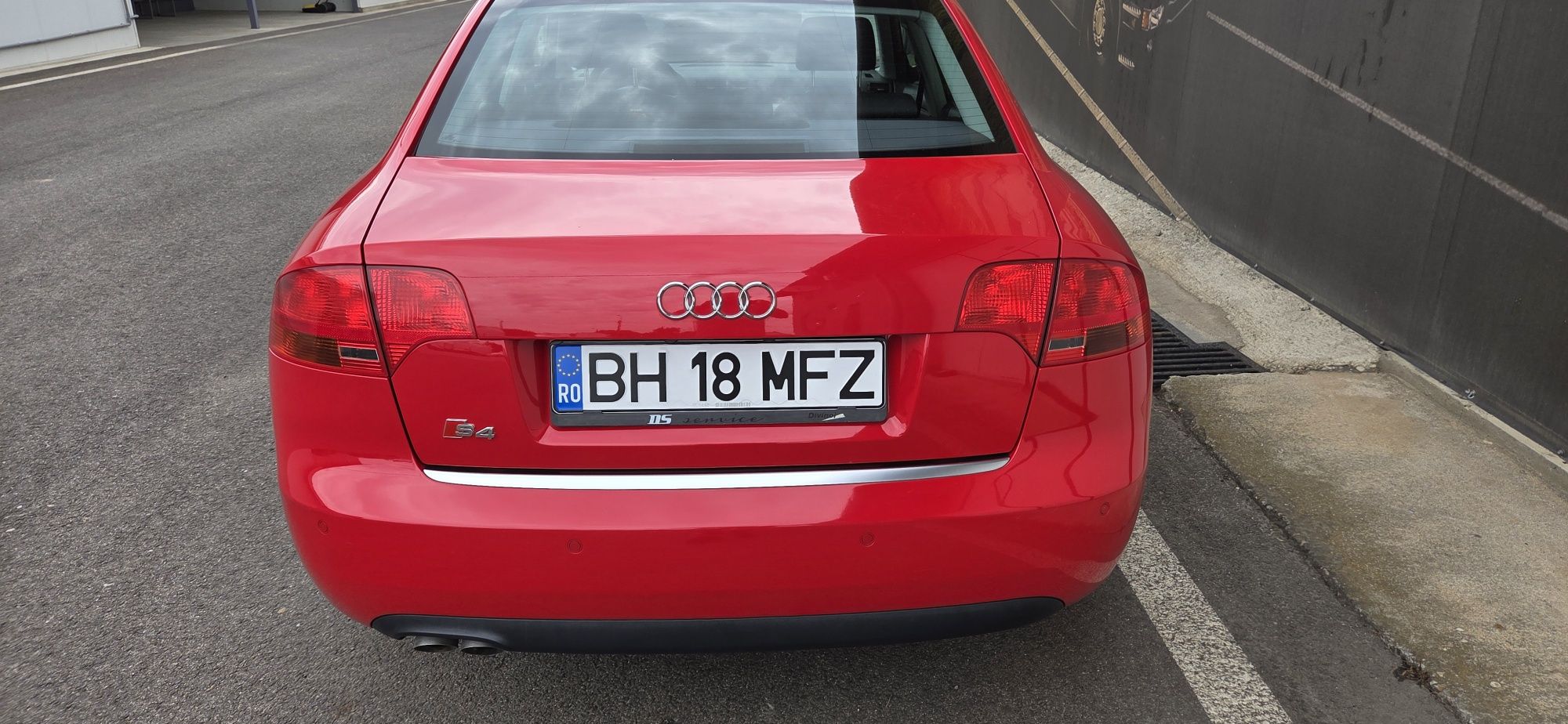 AUDI A 4, motor 1,9 TDI cu 80.000km real