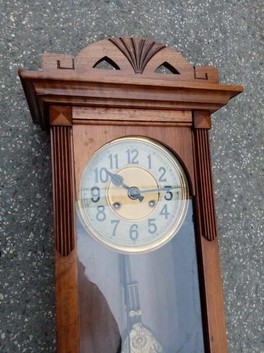 Pendula, ceas perete antic perioada anilor 1900 Art-Nouveau, batai pe