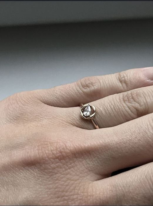 СРОЧНО продам кольцо