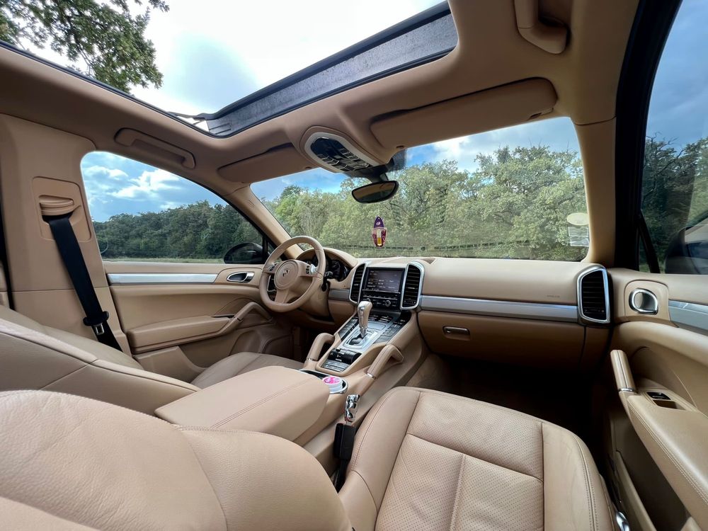 Vand porche cayenne 2011