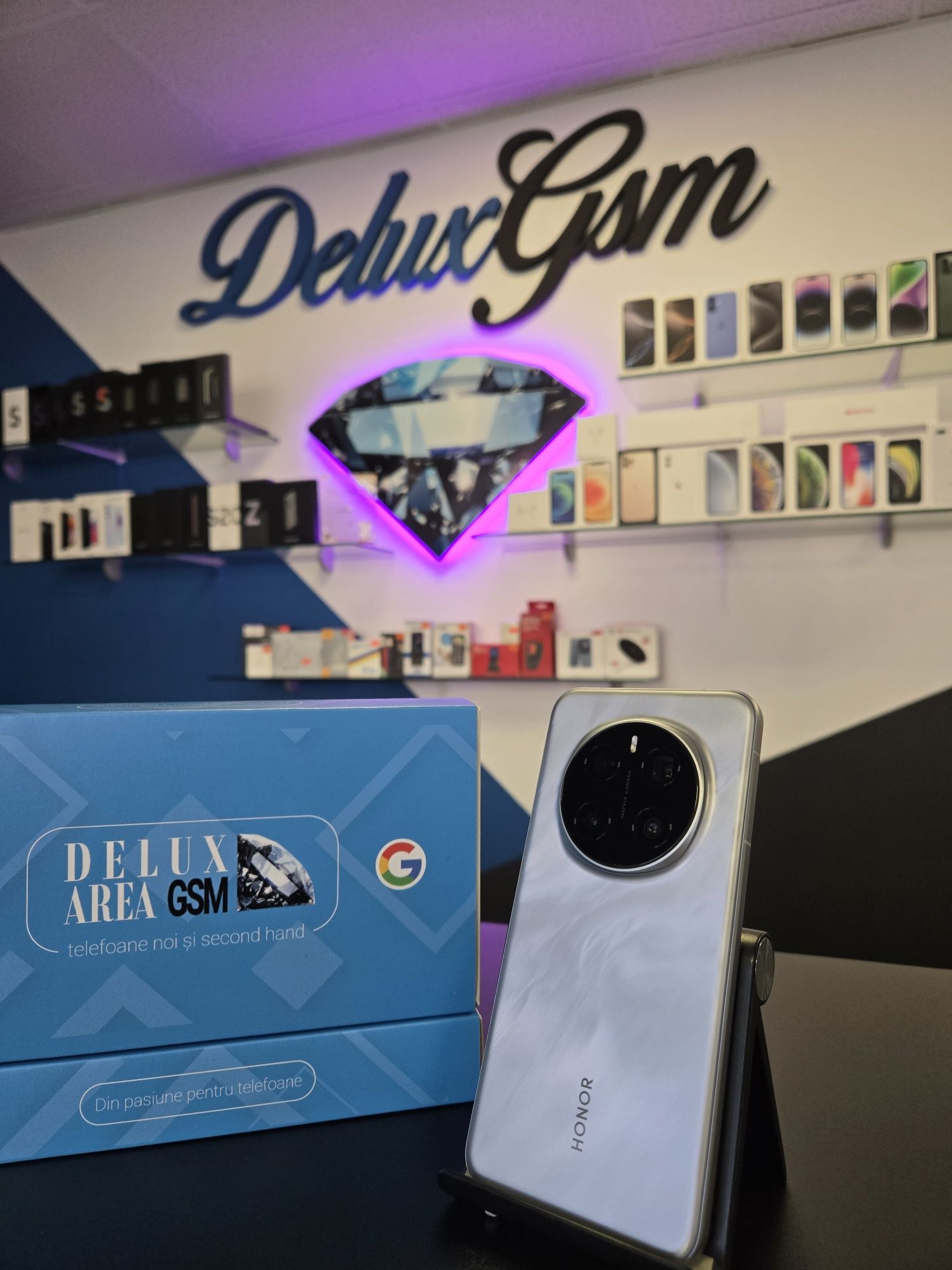 Honor Magic 7 Pro / Lunar Gray / DeluxGSM